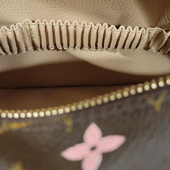 Louis Vuitton Monogram Canvas Toiletries/Makeup Bag - Custom Painted - Picture 6 of 6